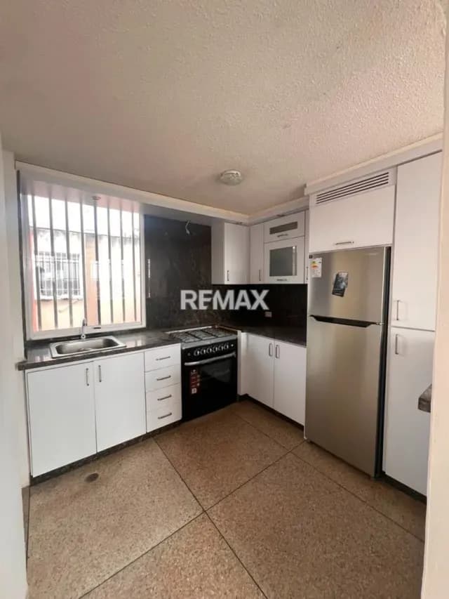 Apartamento en Alquiler La Mora