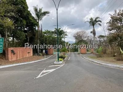 Terreno en venta en Bosques de la Lagunita, Caracas, Distrito Metropolitano - $40k