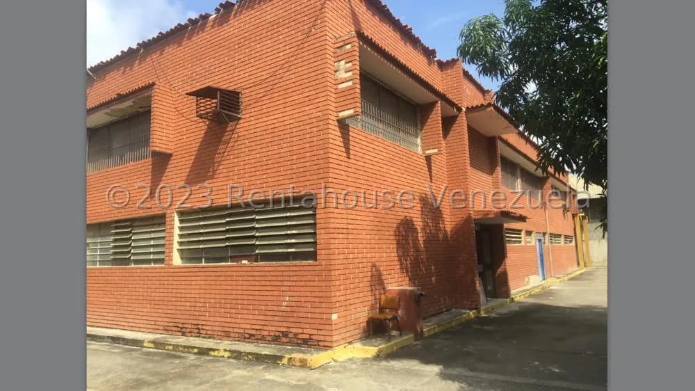 Comercial (Local Comercial) en Venta en Cartanal, Miranda