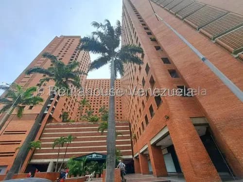 María Pastrán Te Presenta Este Hermoso Apartamento En Alquiler En Sabana Grande Mls# 26-19836 Yf