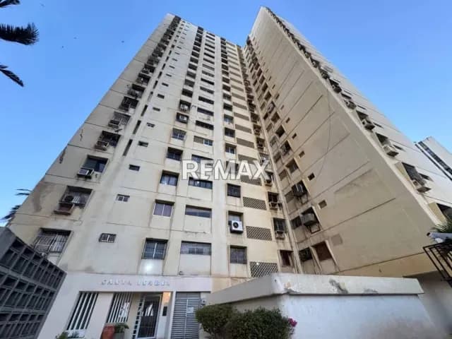 APARTAMENTO EN VENTA EN ISLA DORADA, ZONA NORTE