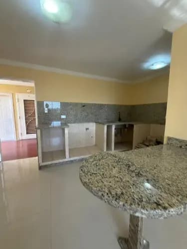 Venta De Apartamento En Los Guayos, Res. Roraima , Paraparal Jm
