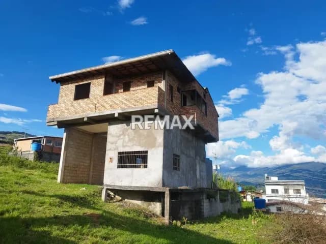 CASA EN CANEYES EN VENTA