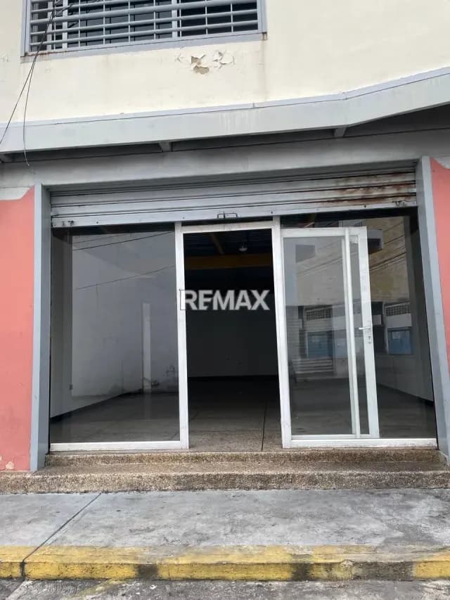 Local Comercial en alquiler - $400