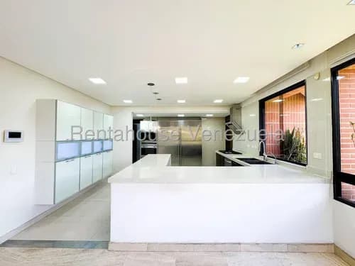Edt Apartamento En Venta En Los Samanes 26-17770 Yf