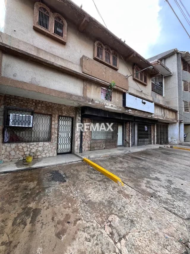 edifico comercial Vallefrio