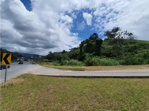 Venta Terreno Panamericana Miranda Los Teques Urb Guaicaipuro