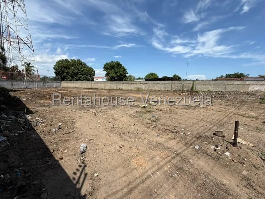 Terreno (Comercial) en Venta en 5bocas, Zulia