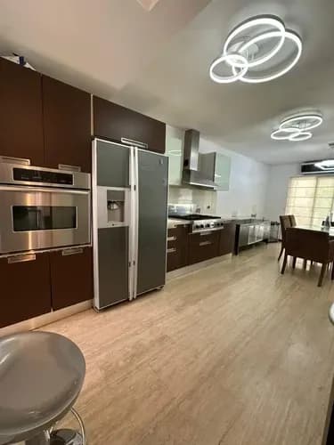 Townhouse En Altos De Guataparo Conj Resd Vistalago Con Planta Eléctrica 100% Agua De Pozo Parque Infantil Y Piscina José Félix
