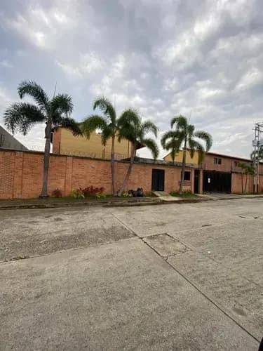 Wc Townhouse Remodelado En Venta En Manantial Naguanagua C328172