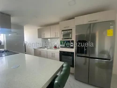 Dayana Saez Vende Cómodo Y Moderno Apartamento Zona Este De Barquisimeto 26-14178