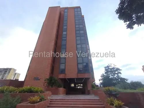 Rentahouse Vende Oficina Excelente Distribucion Y Ubicacion Akmg Lomas Del Este Valencia 26-8845