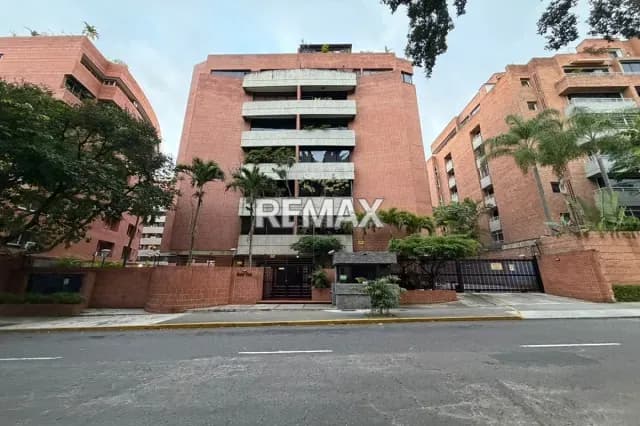 Apartamento en alquiler - $2k