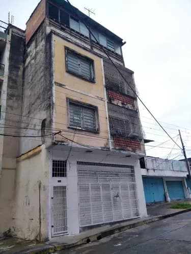 Annic Coronado Vende Edif Y Local Comercial, Centro De Valencia 317011