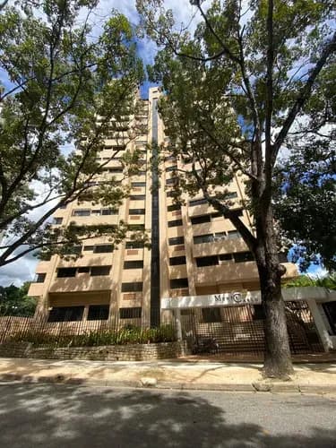 Angelica Rivas Vende Apartamento En Residencias Montecarlos, Urb. Valles De Camoruco, Valencia Vzla