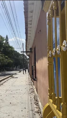 Se Vende Casa En Bejuma, En Plena Av. Bolívar.