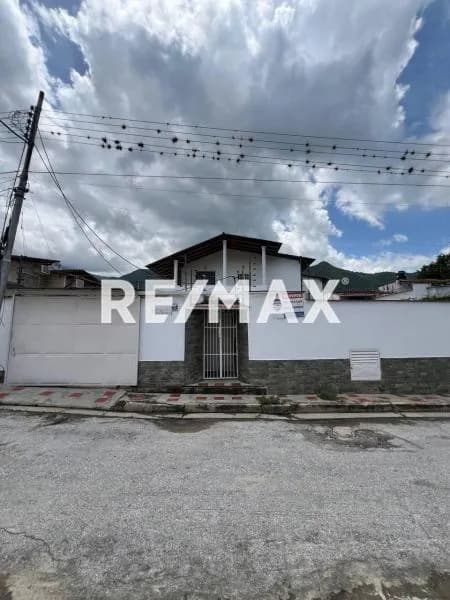 Anexo, Calle El Dique, Avenida Principal El Castaño