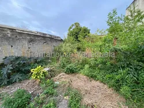 Excelente Y Extenso Terreno En Venta En Centro De Barquisimeto, Maritza Lucena, Cód. 26-5029, Ideal Para Taller, Centro Médico.