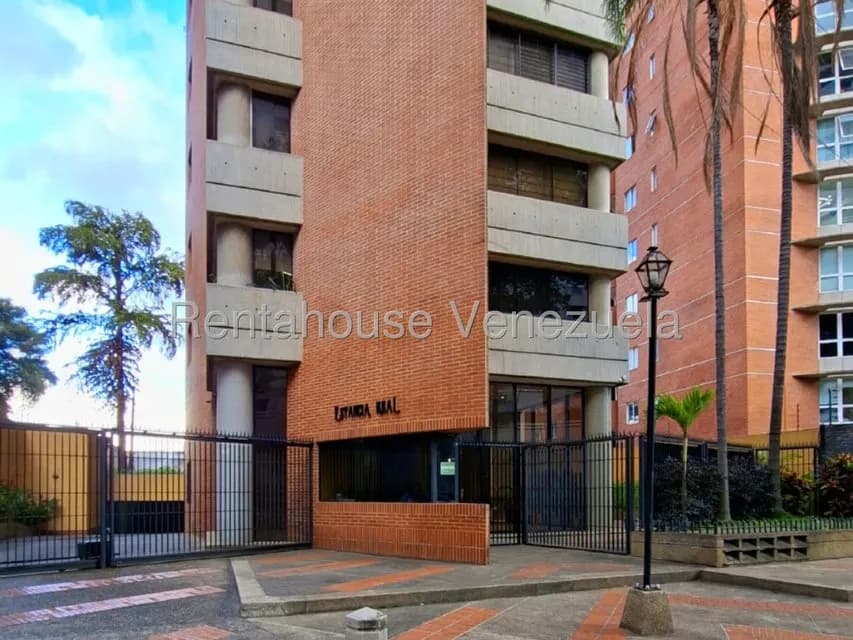 Apartamento (1 Nivel) en Alquiler en El Rosal, Distrito Metropolitano