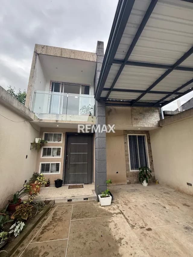 CASA EN VENTA EN COLINAS DE LA ROTARIA