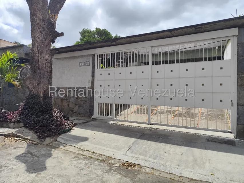 Apartamento (1 Nivel) en Alquiler en El Cafetal, Distrito Metropolitano
