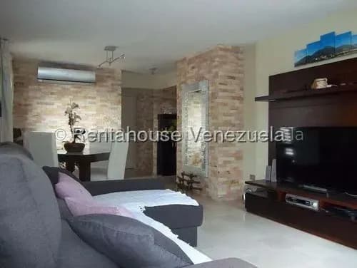 Amplio Y Bien Ubicado Apartamento En Venta San Bernardino 26-16541 Hgk