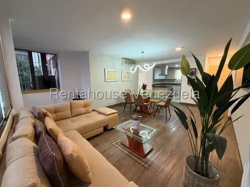 Se Vende Apartamento En Los Palos Grandes Kmv