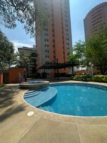 Hu Clientes. Hermoso Apartamento Semi-amoblado Con Bonita Vista En Venta. Callejón Prebol, Prebo Valencia.