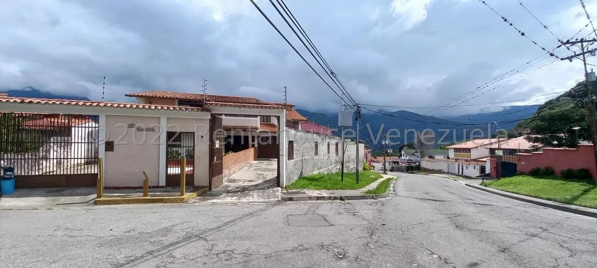 Casa (Multipes Niveles) en Venta en La Pedregosa Media, Merida
