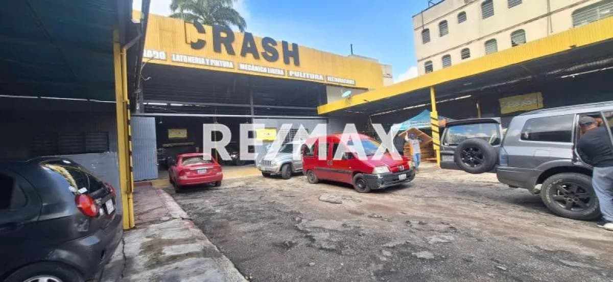 EN VENTA TERRENO UBICADO EN PASEO CABRIALES VALENCIA ESTADO CARABOBO USO COMERCIAL