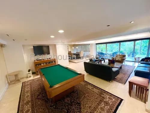 Nc Apartamento En Venta En Urb. Miranda Con Gran Terraza 26-3241