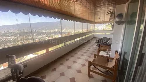 Af- De Oportunidad, Apartamento En Venta En Colinas De Santa Mónica, Amplio, Con Hermosa Vista Hacia El Ávila Y El Valle Caraqueño, 3 Habitaciones, 2 Puestos De Estacionamiento, Vigilancia