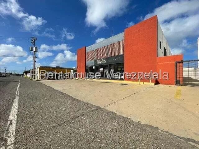 Comercial (Edificio) en Venta en Santa Fe, Falcon
