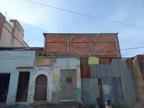 Lcda. Milagros Carrasquel Terreno Venta Barquisimeto Lara Zona Centro Economica Residencial Economico Comercial Código Inmobiliaria Rent-a-house 25-5784