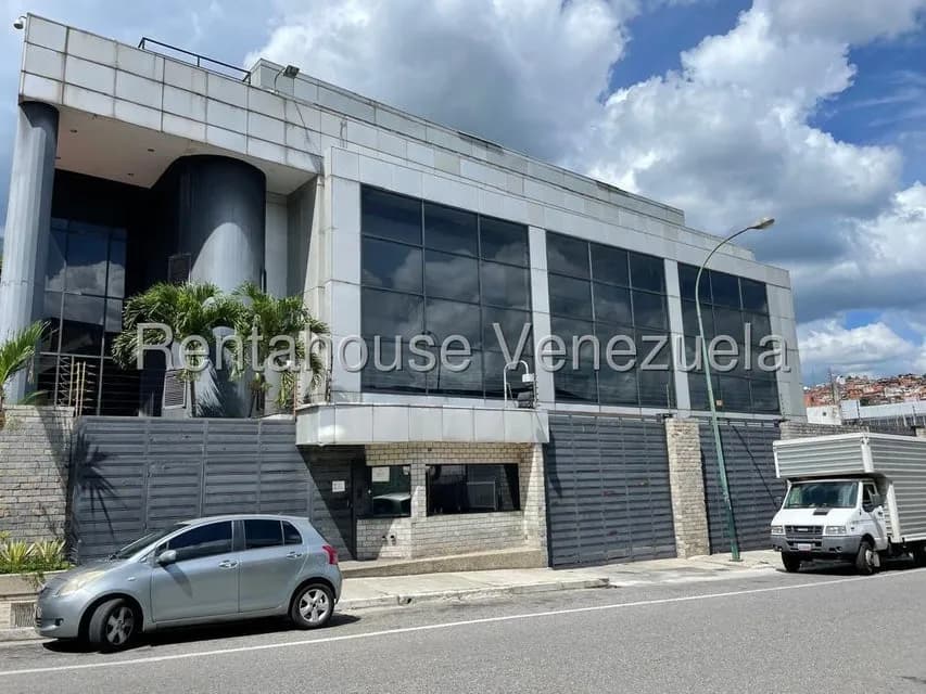 Comercial (Oficina) en Alquiler en La Urbina, Distrito Metropolitano