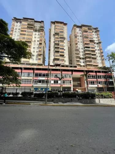 Apto Venta Los Teques, Res Caracas 4 Habitaciones Ref 38mil