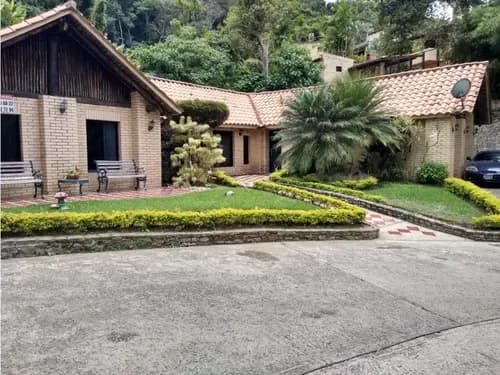 Venta Casa Urb. Monteclaro Laguna