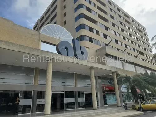 En Venta Local Comercial, En El Centro Comercial, Ab. Cao