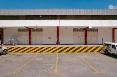 Galpón en venta en miranda - $2.3M