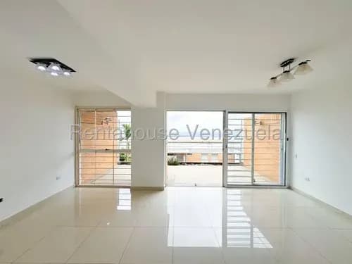 Mt - Apartamento En Venta 26-121628 Alto Hatillo