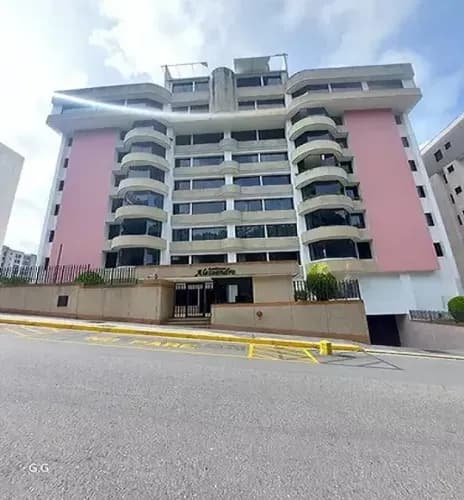 Hermoso Apartamento En Venta, Urbanización Las Minas Cerca De Farmatodo Y C.c. La Colina