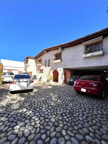 Casa/venta/colinas De Santa Mónica/1210 M2 T+900 M2 C/ 4hab+2 Hab (serv Y Chofer)/4 B+2 Serv/3 Maleteros/12p/