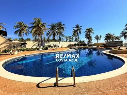 Remax Vende Acogedor Apartamento Planta Baja En El Conjunto Costa Brava, Tucacas.