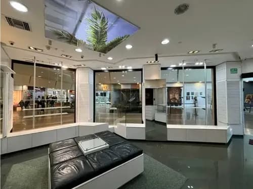 Venta/alq.local Centro Comercial Costa Azul.isla De Margarita 110 M2
