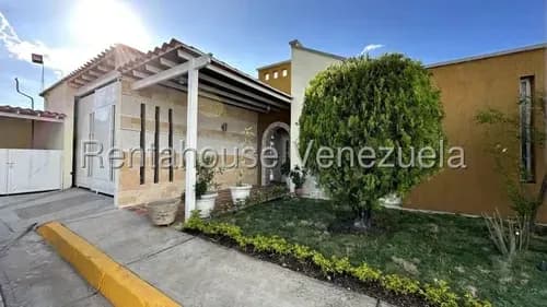 Se Vende Hermosa Casa Duplex La Cumaca De San Diego (#25-8261)espectacular Villa En Venta, Perfecta Para Disfrutar De La Tranquilidad Y La Naturaleza, Conjunto Privado Con Piscina Y Caney. Ag,
