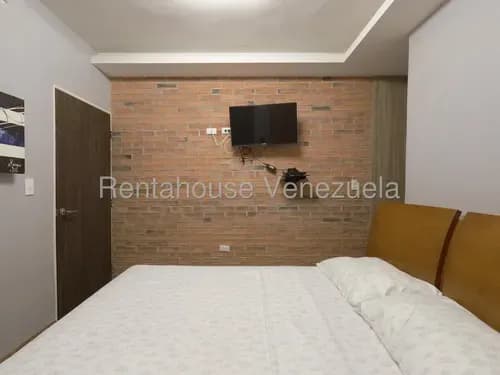 Venta En El Trigal Hermoso Casa Dúplex Completamente Amoblado Con Planta Eléctrica Cabudare,lara # 26- 19620 Aa