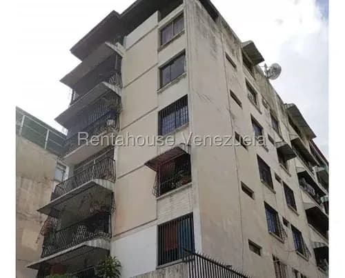 Apartamento En Venta Los Chaguaramos 26-21482 Wl
