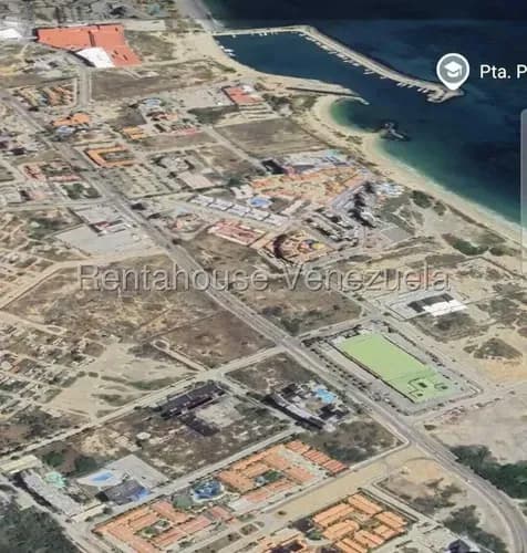 Terreno De 3.010 M2 Ubicado En El Sector Dumar Muy Cerca De La Zona Comercial Y De La Av. Bolivar. A Pocos Minutos De La Playa La Caracola. Mas