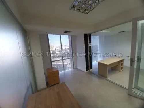 Oficina En Alquiler Zona Este Barquisimeto Jrh Avenida Madrid Con Planta Electrico Y Mobiliario