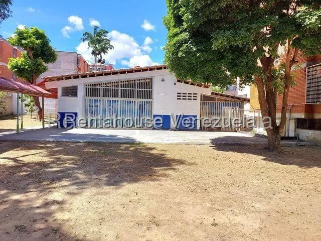 Comercial (Local Comercial) en Venta en Montalban I, Distrito Metropolitano